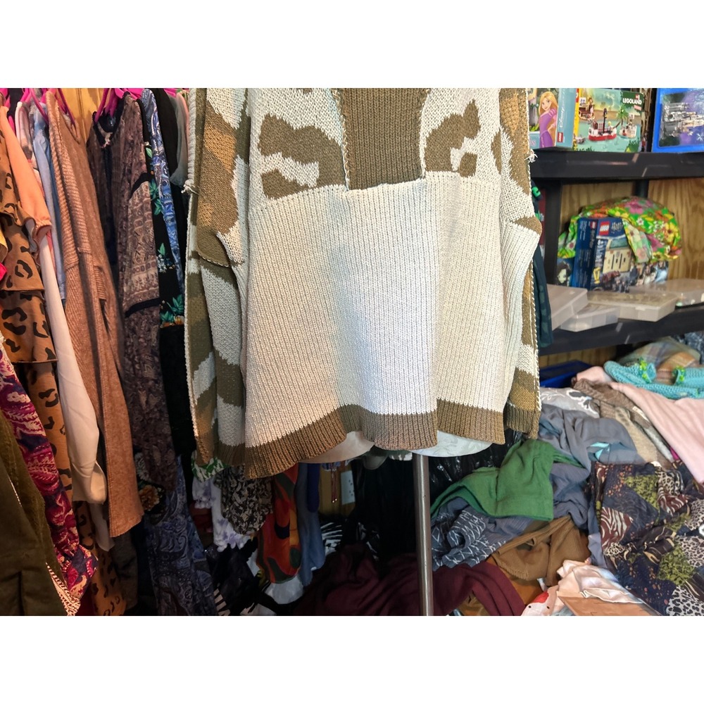 POL Boho Animal Print Oversized Knit Sweater Olive Cream‎ Boho Slouchy Sz L - Picture 4 of 10